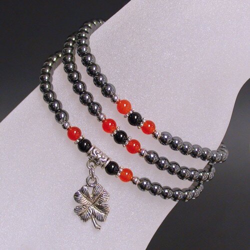 BRACELET 3 RANGS HEMATITE